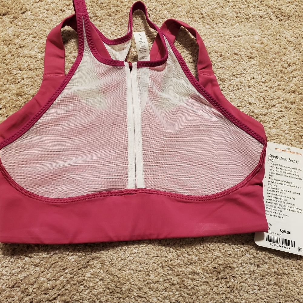 Brand new high neck lululemon bra
